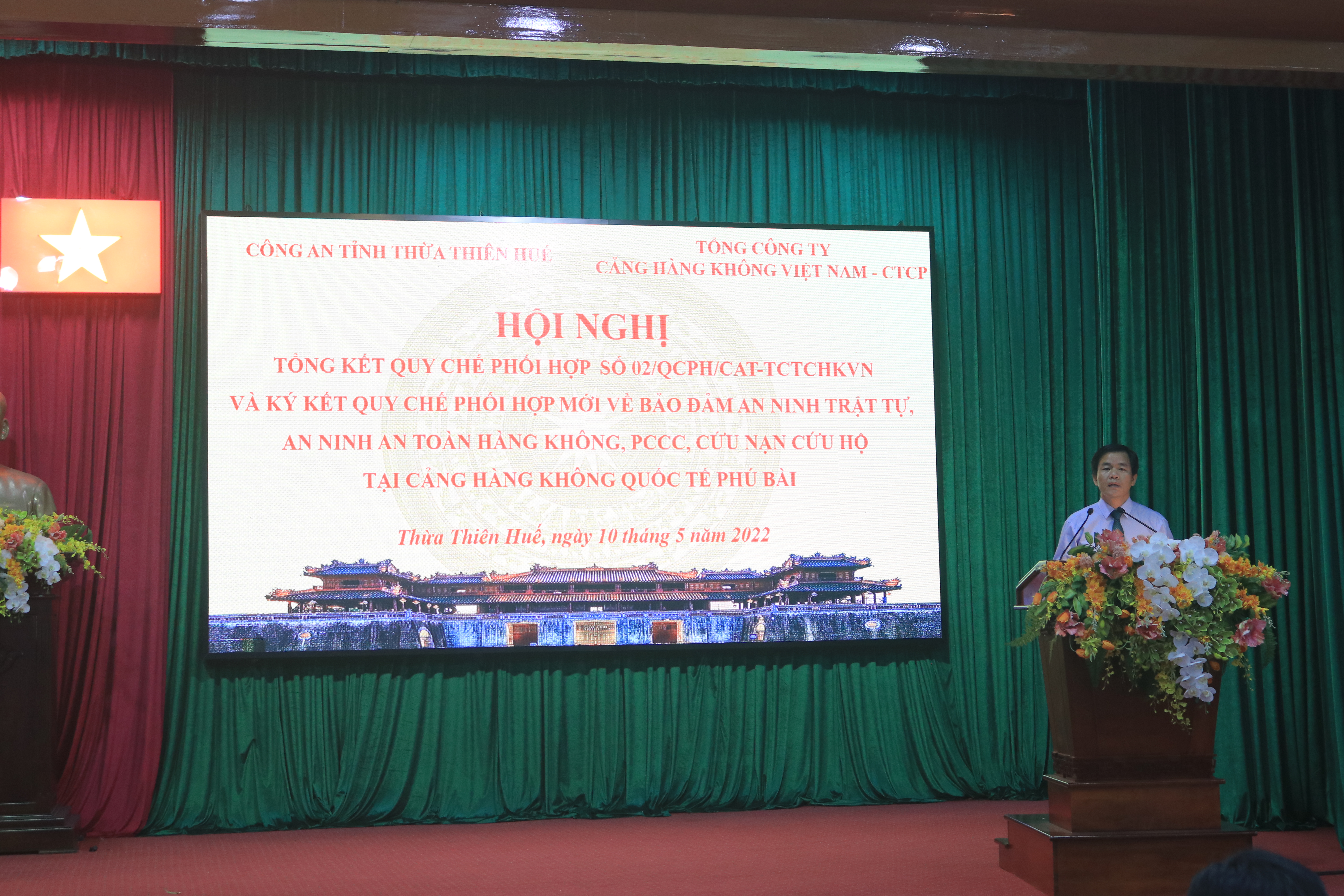 Đồng chí Nguyễn Văn Phương – Phó Bí thư tỉnh ủy, Chủ tịch UBND tỉnh Thừa Thiên Huế phát biểu tại Hội nghị